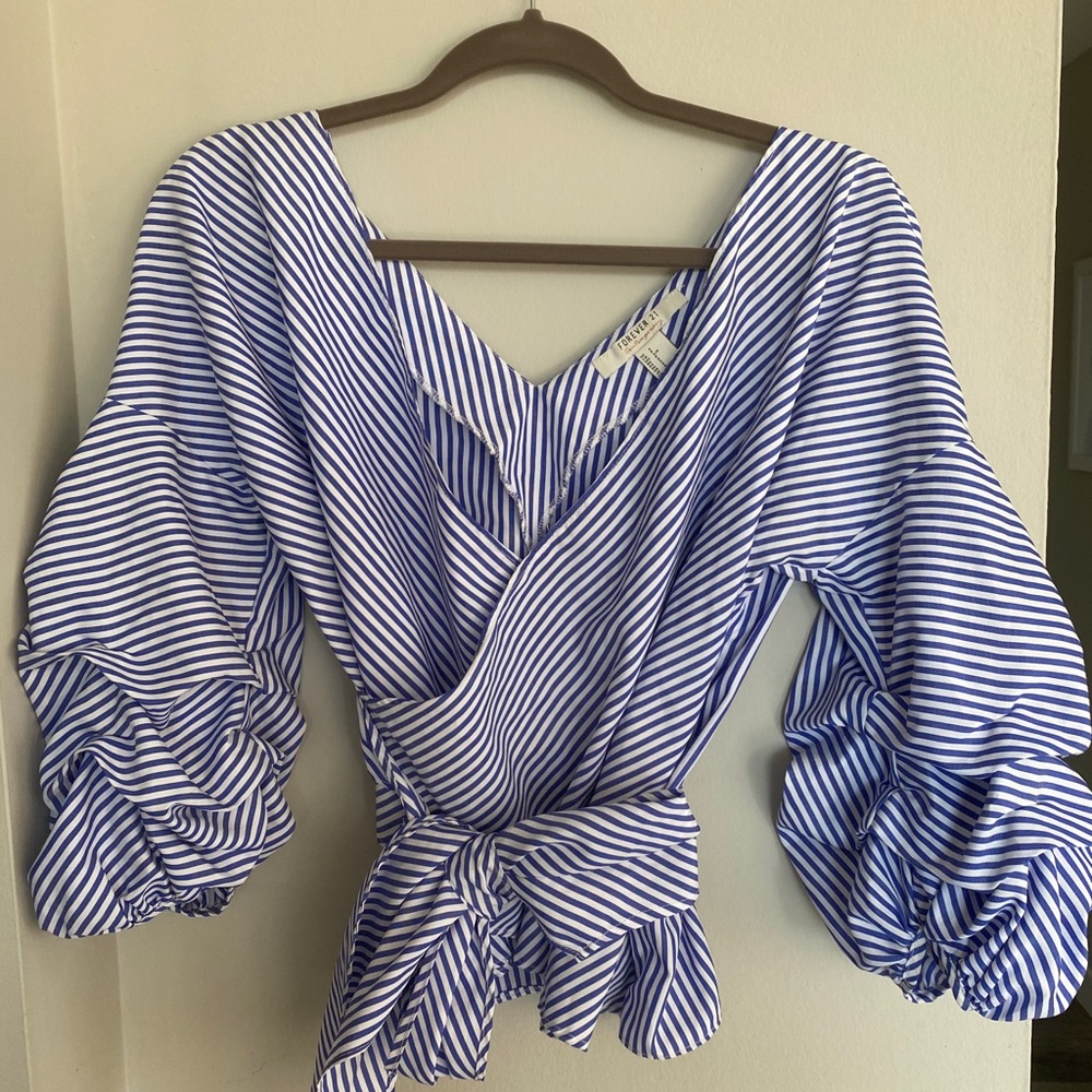 Blue & white striped top with puffy sleeves & tie